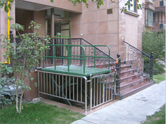 <b>剪叉式垂直無(wú)障礙升降機(jī)</b>
